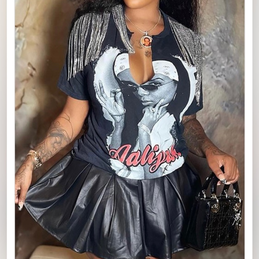 Black V neck Graphic Tee